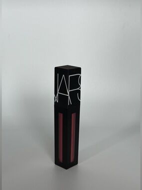NARS Powermatte Lip Pigment low rider
